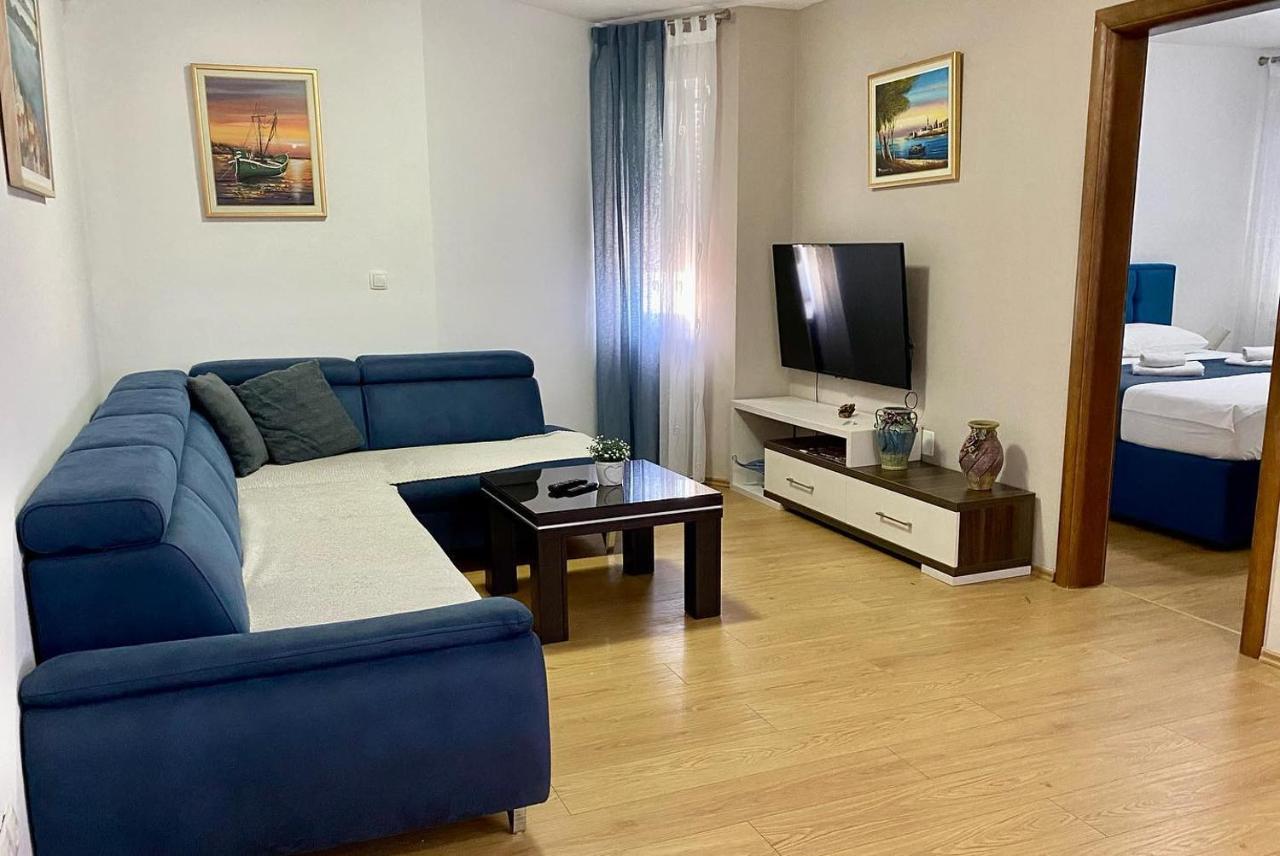 Apartments Domane Nenad เนอุม ภายนอก รูปภาพ