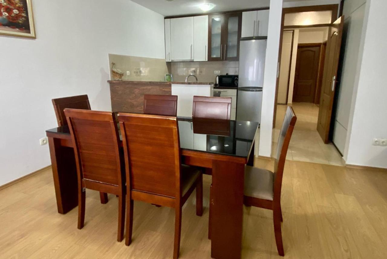 Apartments Domane Nenad เนอุม ภายนอก รูปภาพ