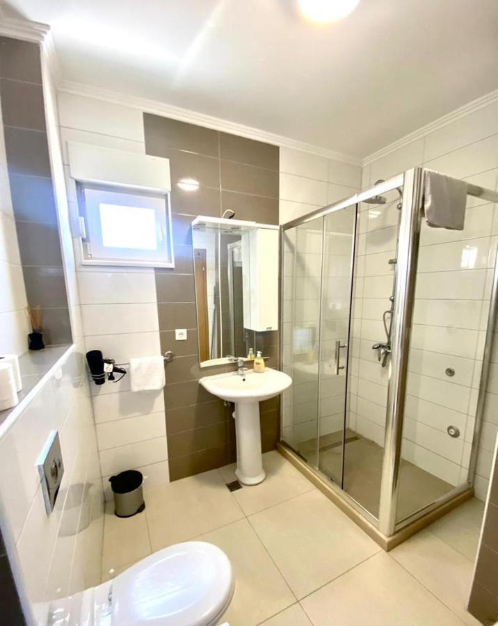 Apartments Domane Nenad เนอุม ภายนอก รูปภาพ
