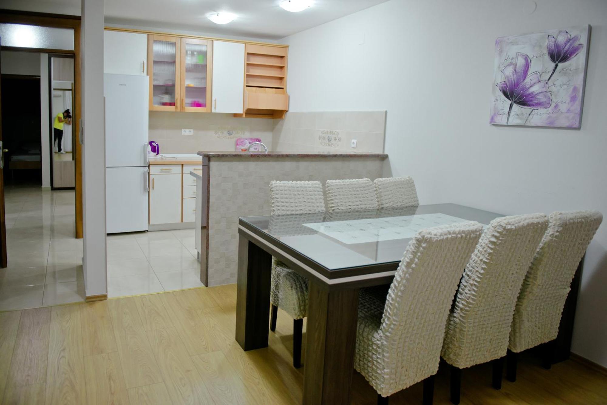 Apartments Domane Nenad เนอุม ภายนอก รูปภาพ