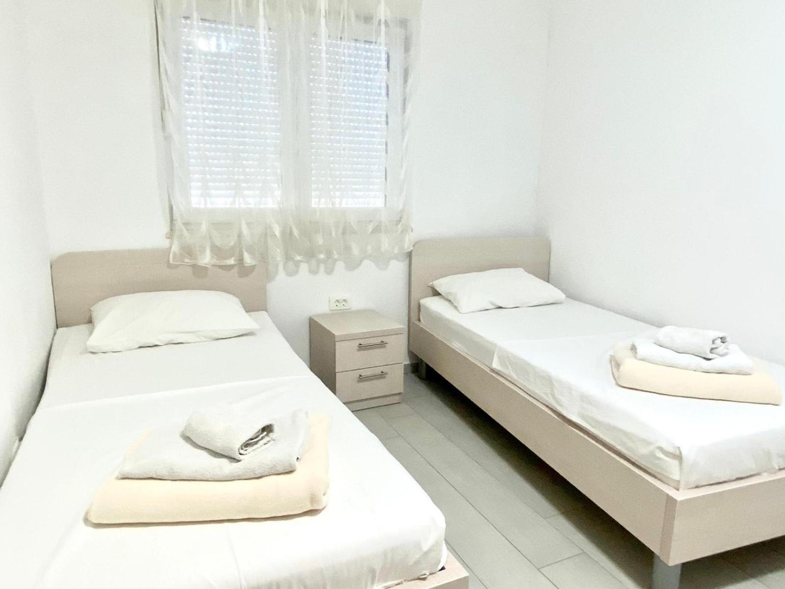 Apartments Domane Nenad เนอุม ห้อง รูปภาพ